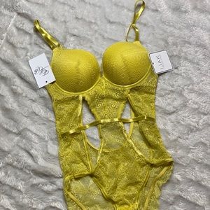 Sunshine Lace Teddy